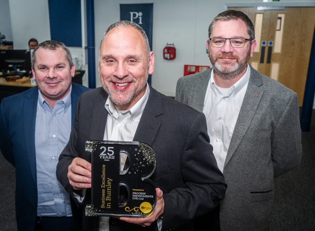 Burnley Business Achievement Award Presented to Process Instruments!